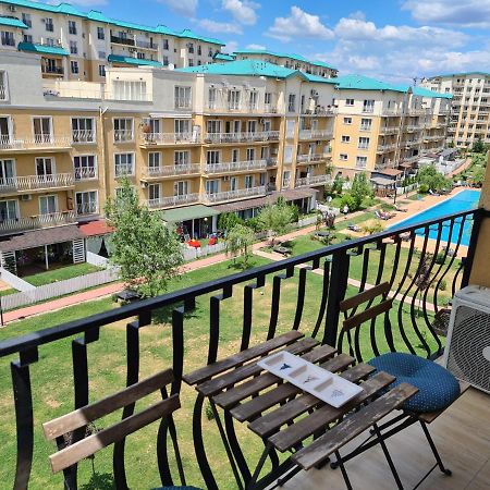 Cosmopolis Studio 1 Stefanestii de Jos Екстериор снимка